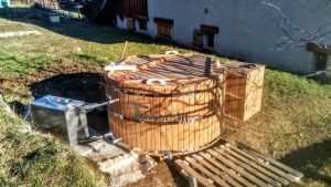 Jacuzzi Da Esterno Legno 8 Posti (2)