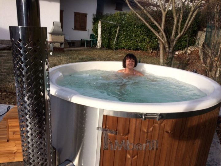 Vasca Idromassaggio In Vetroresina Con Stufa Integrato Wellness Royal, Paolo, Italia (1)