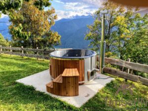 TimberIN Nordic Core™ – vasca idromassaggio da esterno con stufa a legna integrata