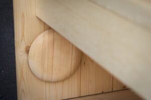 Interno della sauna TimberIN Nordic Cube, dettaglio dell'apertura di ventilazione